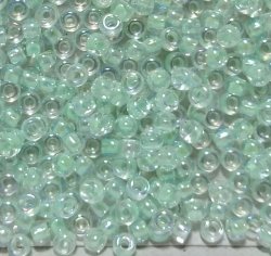 8/0 Lt Mint Green Lined Crystal AB