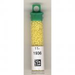 11/0 SF Daffodil Lined Crystal